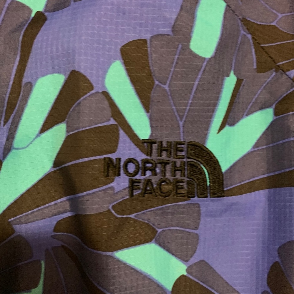 Multicolored Northface Women’s Jacket - image 3